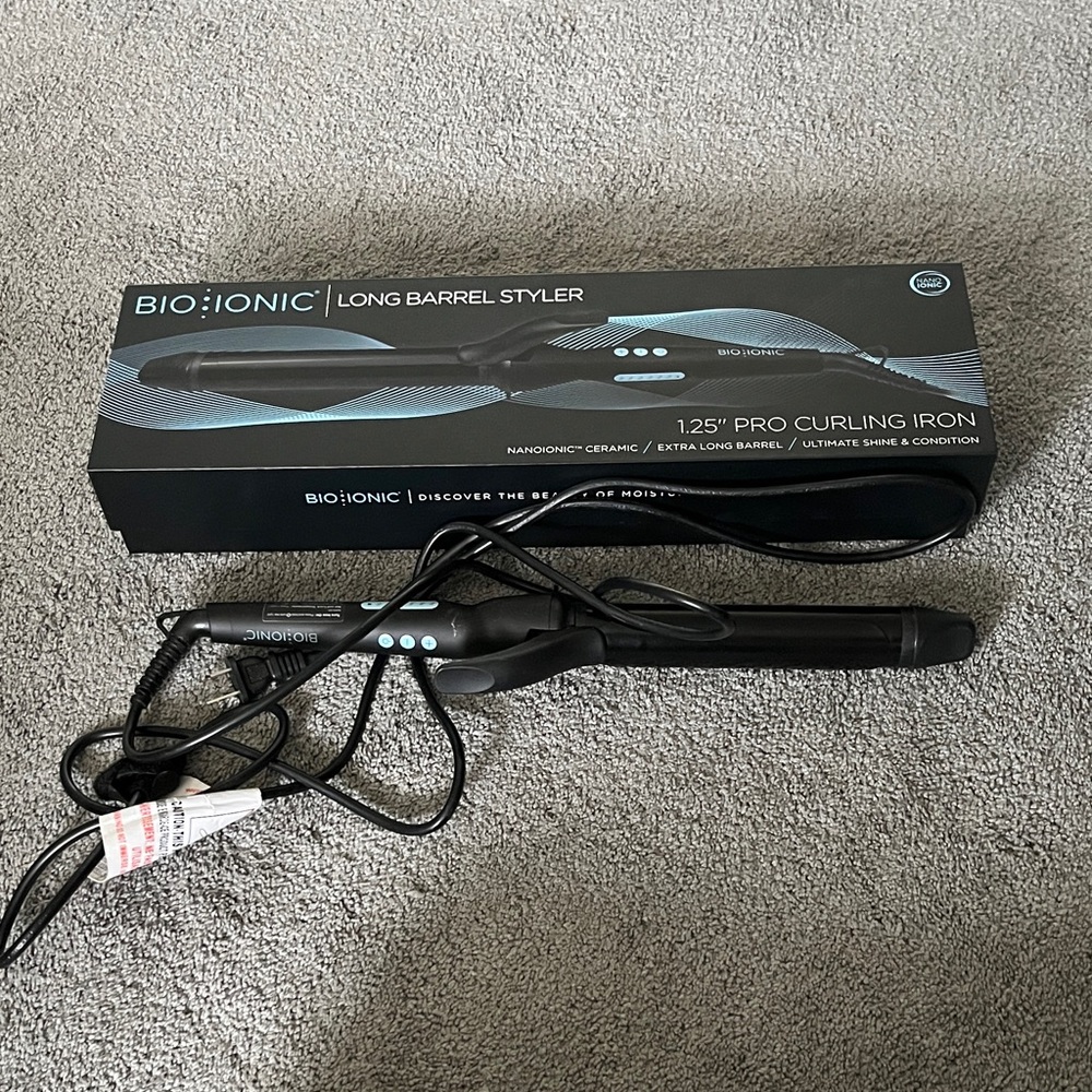 Bio Ionic Black Long Barrel Styler Curling Iron